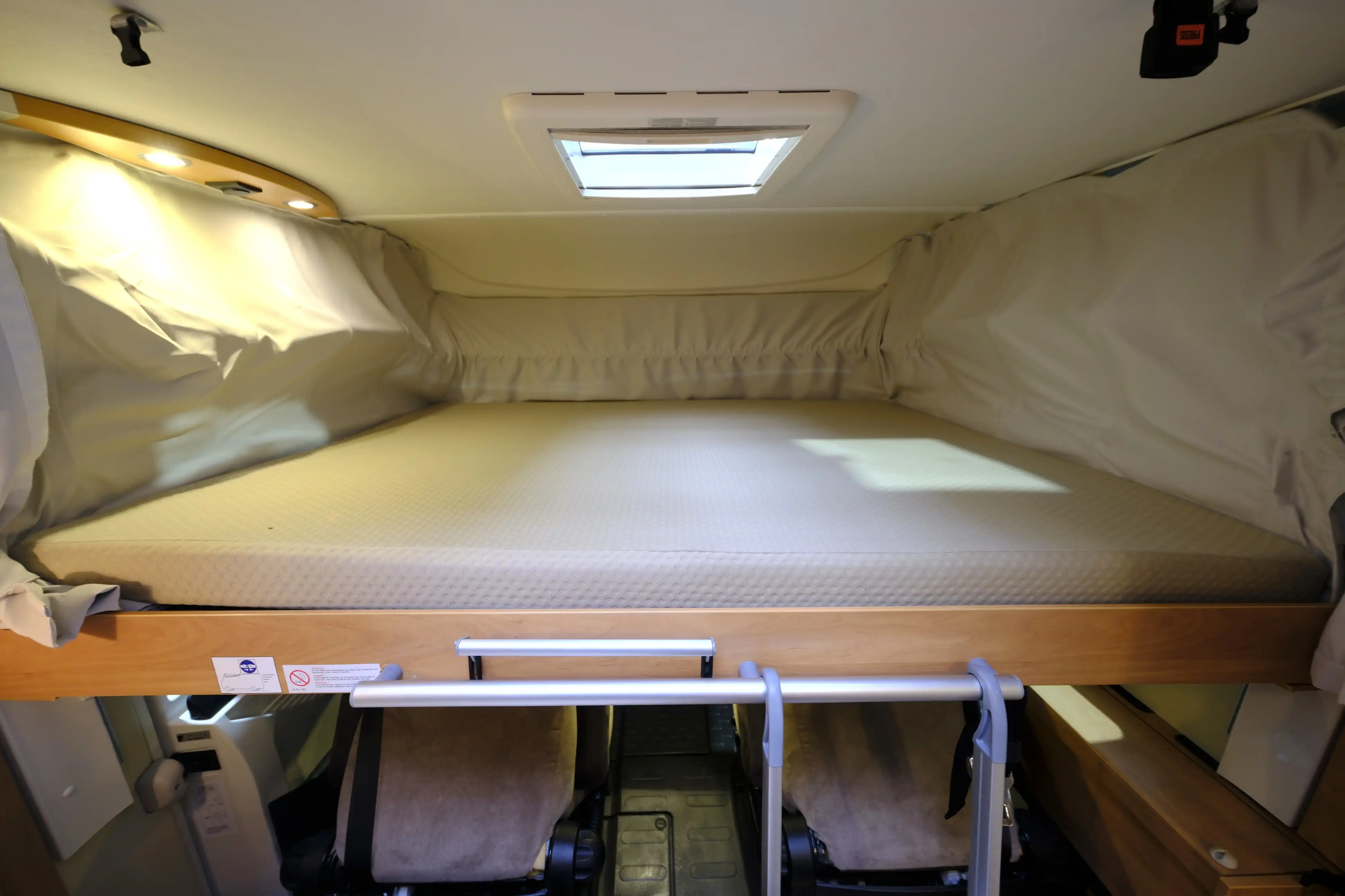 DETHLEFFS Globebus I 011 - Ansicht 11